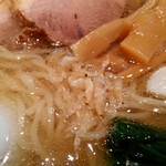 Haruya Shoten - 塩ラーメン　干しエビが入ってます