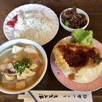 Ichiban Kan - 特別にお願いした
                      《極旨スペシャルランチ》
                      コーヒー付きで 1,000円