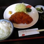 一心 - 店主のこだわりロースかつ定食です。