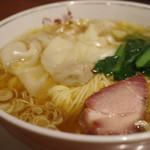 中華菜館 同發 - 雲吞湯麺