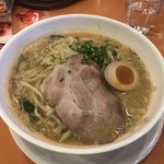 Gusto Kashiwazaki Ten - 特製味噌ラーメン大盛 ¥863