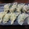 Tachibana Gyoza Sakaba Mantarou - 上：肉餃子蒸し350円、下：野菜餃子蒸し280円