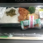 NEWDAYS Mito 7 Go Ten - 大分の味・とり天＆唐揚げ弁当450円(税込)