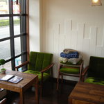 Cafe Miru - interior_2