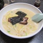 Ichiryu - 近江牛背脂入りとんこつラーメン。648円