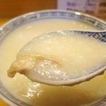 Shinshin - 中華粥の中には「鶏肉」と千切りの「生姜」