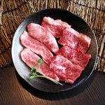 天福 - 料理写真:A5黒毛和牛がなんと、７８０円！