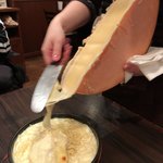 花畑牧場 RACLETTE ～ラクレットチーズ専門店～ 新千歳空港店 - 