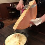 花畑牧場 RACLETTE ～ラクレットチーズ専門店～ 新千歳空港店 - 