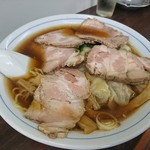 生駒軒 - 焼豚ワンタンメン