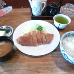 田原屋 - ロースカツ定食