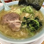 家系家 - ラーメン660円