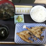 のと×能登 - 本日の干物定食 800円 （味噌汁→アラ汁）+100円