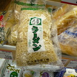 Pikoru A Mart Urausu Ten - 滝川　大澤製麺