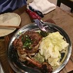 Kura Kyuu Utsunomiya Oriondori Ten - 窯焼きの骨付鳥でした、モモ肉ですね。