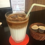 Rouge Noir - アイスカフェラテ 330円