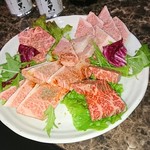 Yakiniku Shihougyu - 