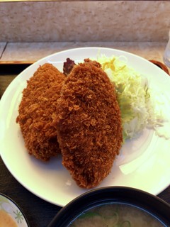 Hongo Parking Area (Nobori Sen) Snack Corner - メンチカツ定食のメンチカツ