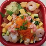 Umi no Takara Donmaru Atsubetsu Ten - バラ丼 540円