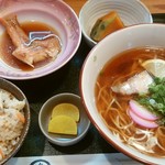 季節料理 真 - Aランチ、ラーメン、炊き込みご飯に本日の一品800円（税込）