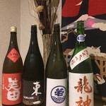 海猫屋 - 定番から季節の日本酒入荷してます！