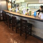 鳥心 - 鳥心 本店(高知市南川添)店内カウンター席に