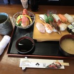 今泉 - 料理写真:すしいっぱいランチ＝９００円 税別