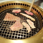 Yakiniku Yamaki - 肉焼いてます！