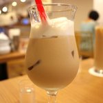 Cafe Torokko - アイスロイヤルミルクティー　(550円)