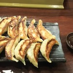 Gyoza Kobo Michi ~Abushi~ - 上 しょうが香る餃子 下 ニンニク香る餃子