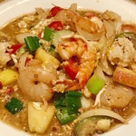 Kitchen & Bar Jakarta - エスニック シーフードカレー卵炒め