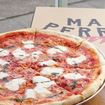 MAD PERROS PIZZA - 