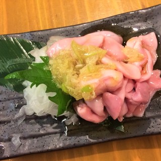 大衆酒場かね子の名物は【煮込み】絶品【肉刺し】満足【串焼き】