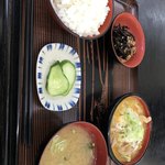 Echigo Ichiburi no Seki Oshokuji Dokoro - モツ煮定食