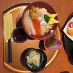 活魚・すし・和食処 やま文 - 