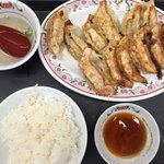 Gyoza no Osho Hoshutsu Ekimae Ten - 餃子２人前、ライス(小)