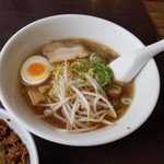 麺麺 - 、なかなかしっかりとしたスープで満足度が高かった醬油ラーメン