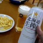 Kuzu no Yu - 秘技！？残った氷グラスにビールを注いだ即席氷点下のビール＾＾；