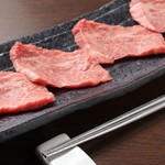 炭火焼肉えん - 黒毛和牛A4　友三角