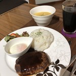 MOA cafe Tokyo Interia Kagu Osaka Honten - 