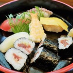 Misago Sushi - お寿司