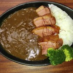 Musashi - ジビエ好きに大好評。鴨ローストカレー