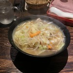 横丁食堂別府 - 料理写真:チャンポン全景。