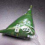 Okashi Dokoro Maruoka Ya - 麩もち150円