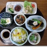 Noka Minshuku Satoyashiki - 定食１（１と２のセットです）サツマイモのご飯とお惣菜