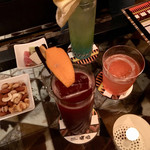 Saloon Bar 琥珀 - 