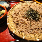 Oraga Soba Yokohama Ybp Ten - そばは生麺茹で上げですがそばの風味はありませんでした