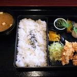 旬菜 篠 - 地鶏唐揚げ弁当