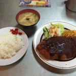 Yoshoku no Mise Nankai - トンカツの厚み大きさは圧巻です！！