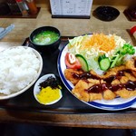 福栄食堂 - ヘレカツ定食740円(税込)